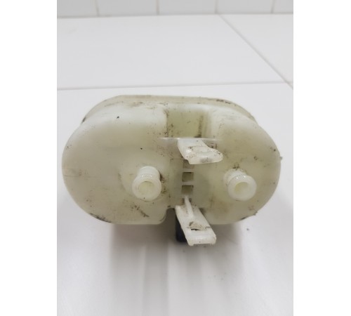 Бачок тормозной жидкости