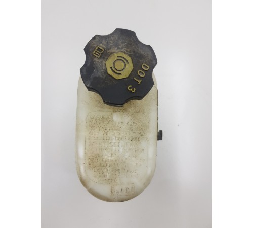 Бачок тормозной жидкости