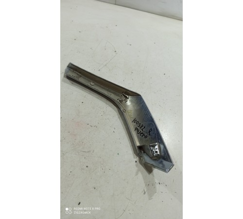 Молдинг переднего бампера правый нижний