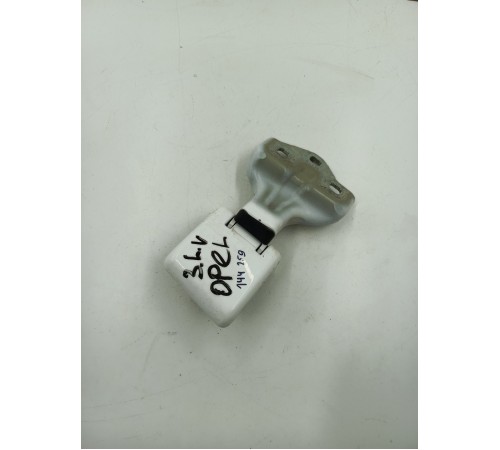 Петля двери задняя левая верхняя