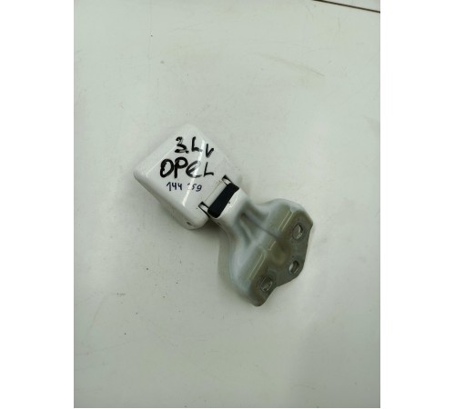 Петля двери задняя левая верхняя