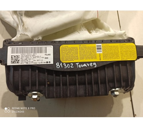 Подушка безопасности пассажира(в торпедо)