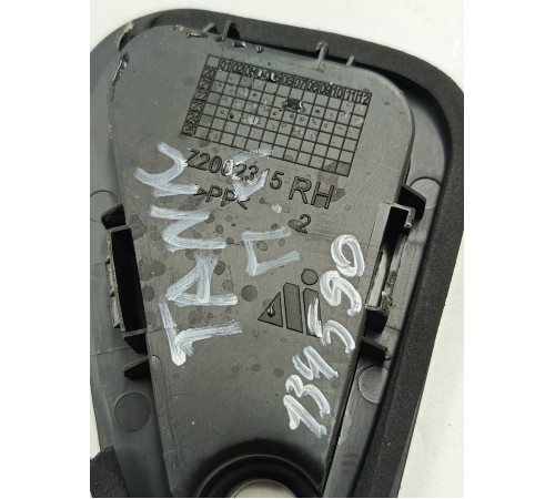 Заглушка замка двери передняя правая