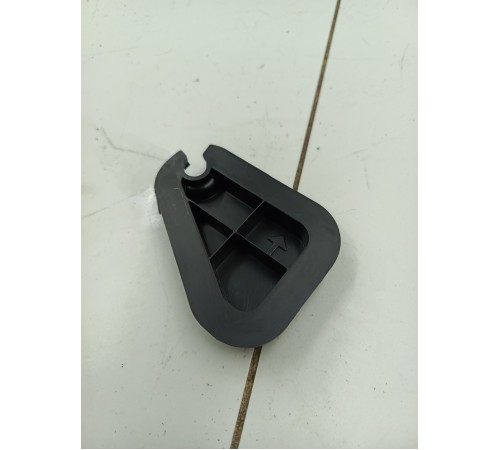 Заглушка замка двери передняя правая