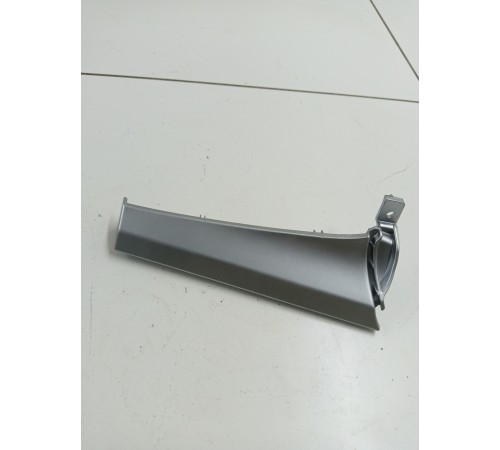 Накладка панели приборов левая