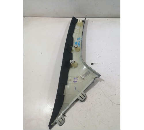  Накладка стойки передняя левая