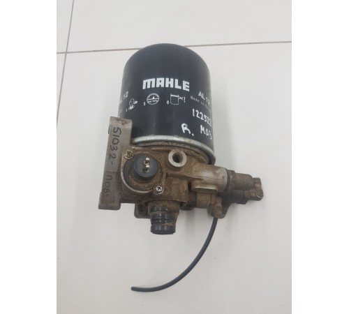 Клапан гидравлический правый с фильтром