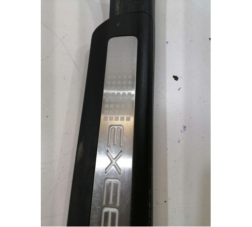 Накладка порога передняя правая