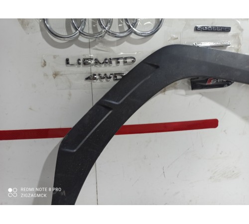 Накладка крыла(передняя правая)