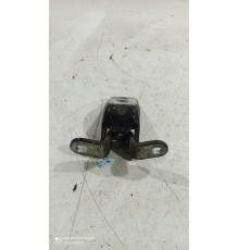 Петля двери(задняя левая нижняя)