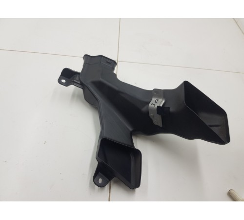 Воздуховод отопителя печки салона задний