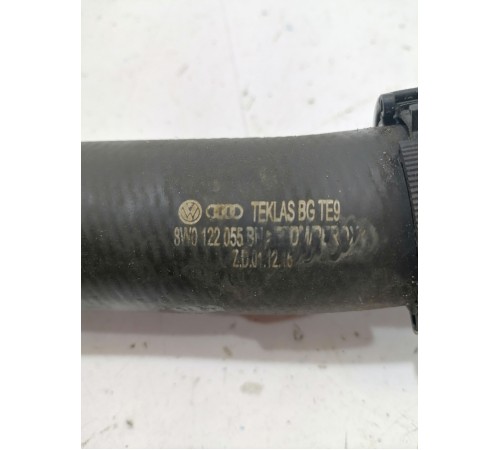 Патрубок системы охлаждения