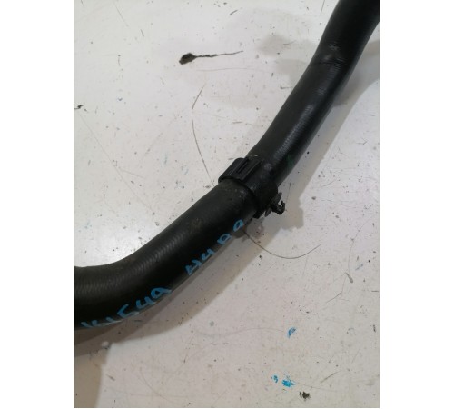 Патрубок системы охлаждения