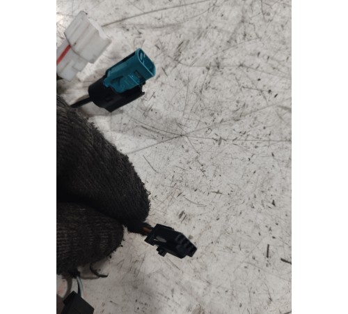 Электропроводка двери передняя правая