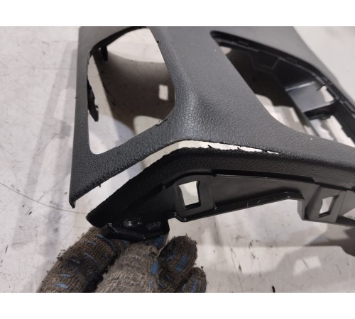 Накладка торпедо левая