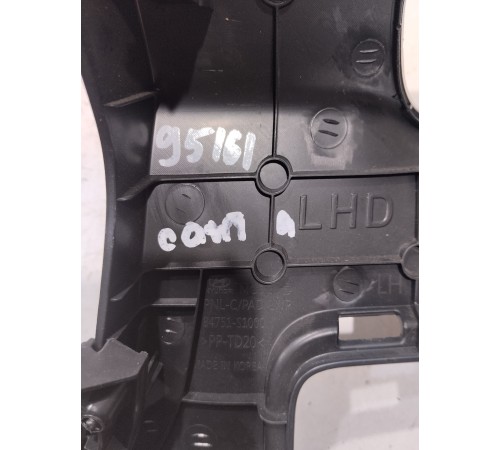 Накладка торпедо левая