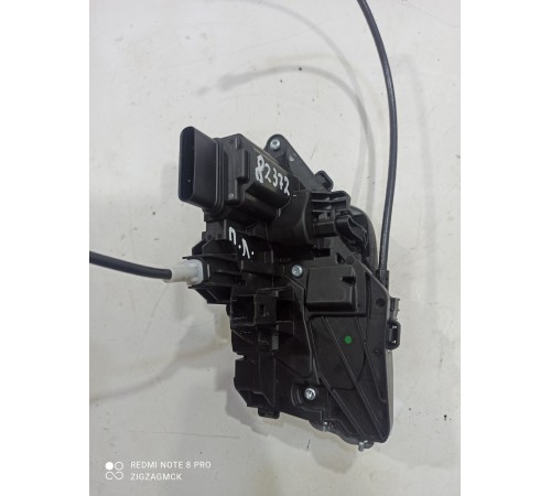 Замок двери (передний левый)