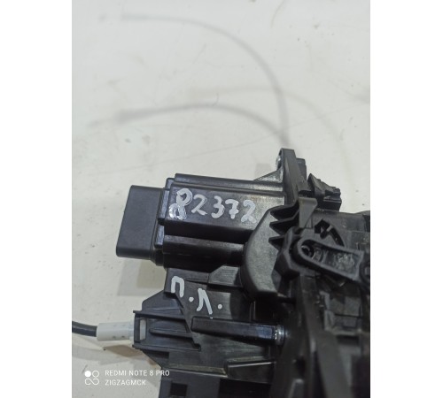 Замок двери (передний левый)