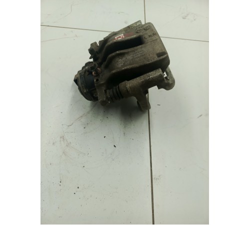 Суппорт задний левый