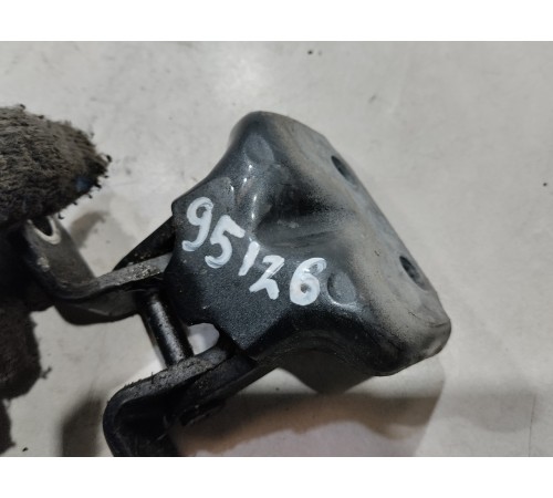 Петля двери(задняя левая верхняя)