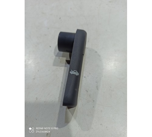 Ручка открывания капота