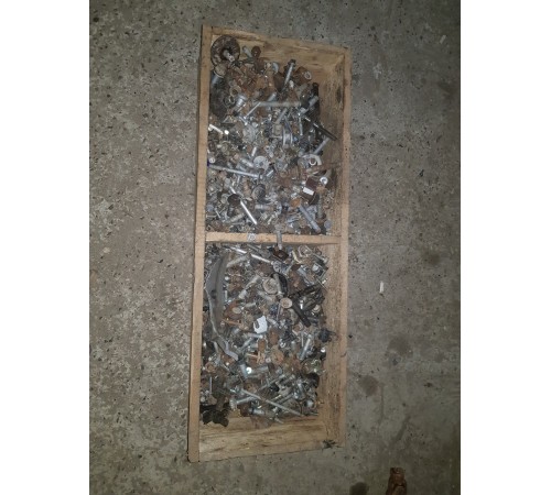 Болты для иномарок в Ассортименте