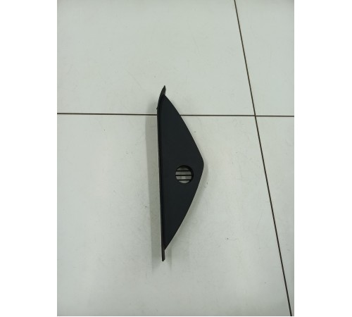 Накладка торпедо боковая левая