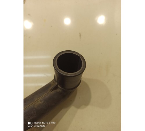 Трубка воздухоочистителя