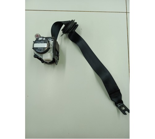 Ремень безопасности задний правый (2)