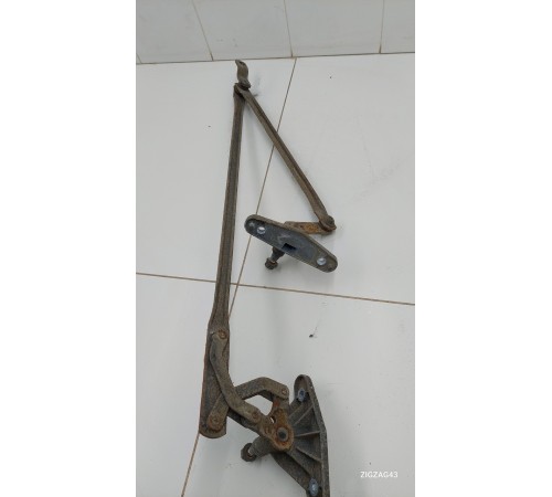 Трапеция стеклоочистителей