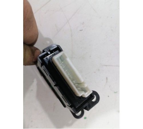 Кнопка включения аварийной остановки