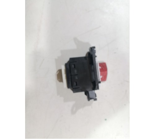 Кнопка включения аварийной остановки