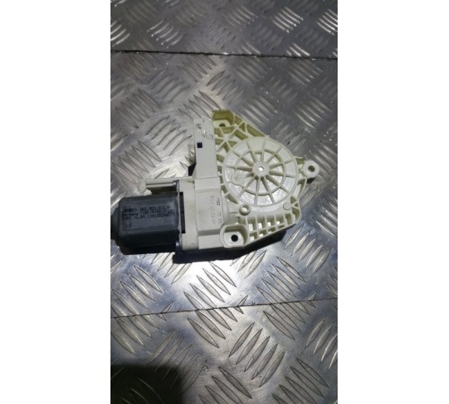 Мотор стеклоподъемника