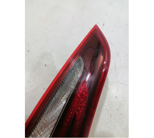 Фонарь задний правый внутренний