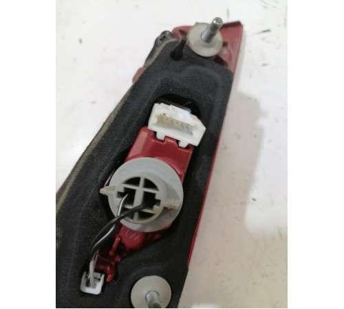 Фонарь задний правый внутренний