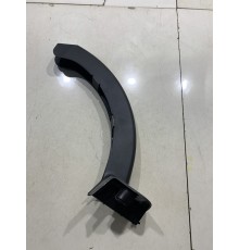 Накладка петли крышки багажника левая