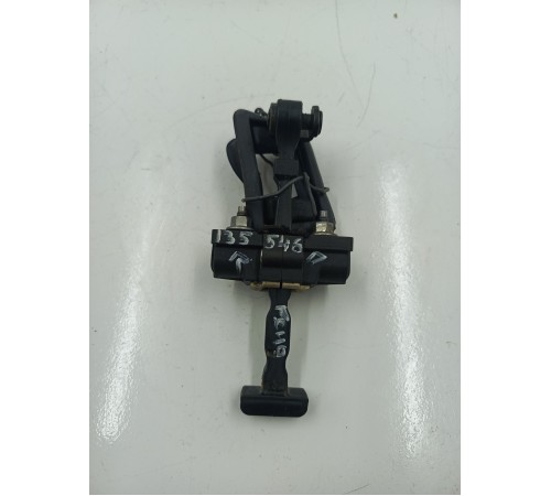 Ограничитель двери  правый 