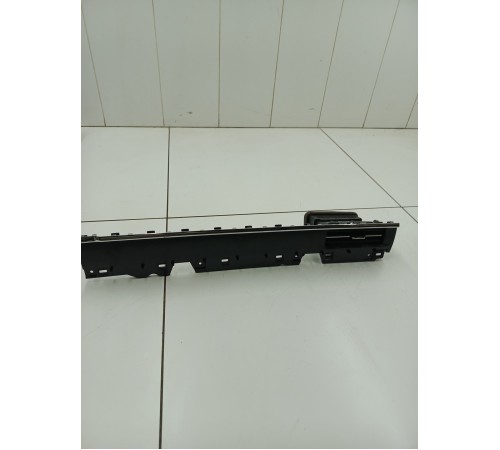 Накладка торпедо с воздушным дефлектором правым