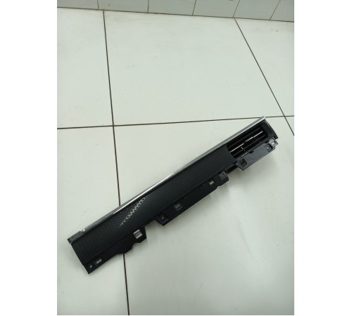 Накладка торпедо с воздушным дефлектором правым