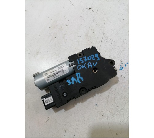 Моторчик люка крыши задний