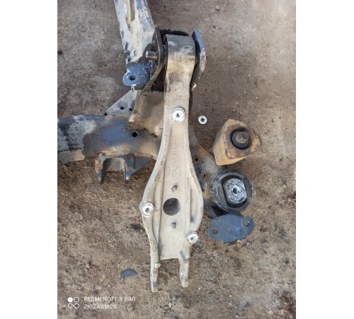 Рычаг подвески(задний левый)