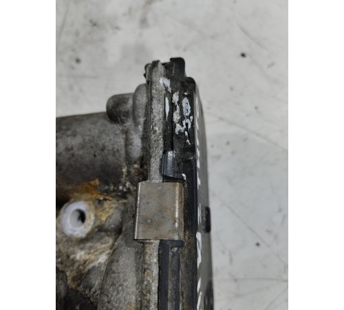 Дроссельная заслонка