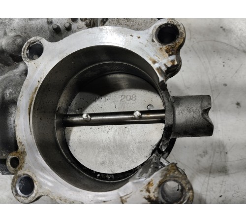 Дроссельная заслонка