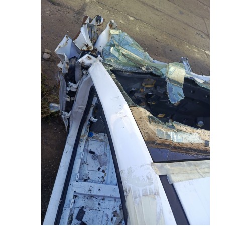 Стойка лобового стекла левая