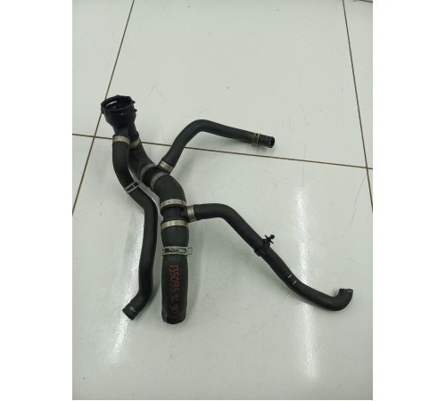 Патрубок тройник системы охлаждения