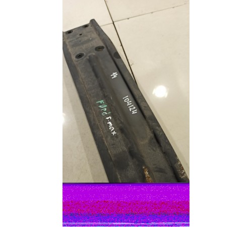 Кронштейн спойлера задний левый