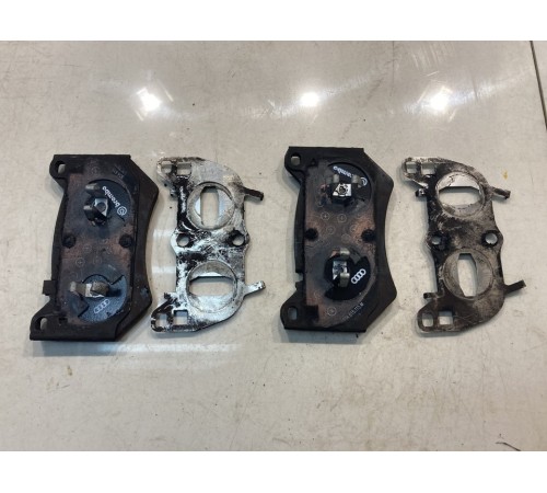 Колодки тормозные передние