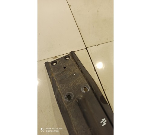 Кронштейн спойлера задний левый