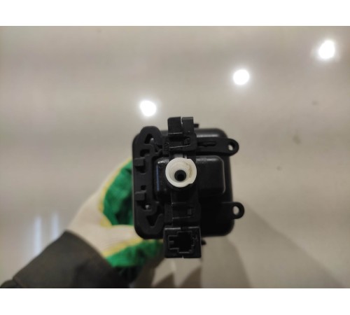 Насос воздушный сиденья (передний левый)