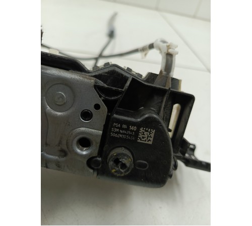 Замок двери передний правый